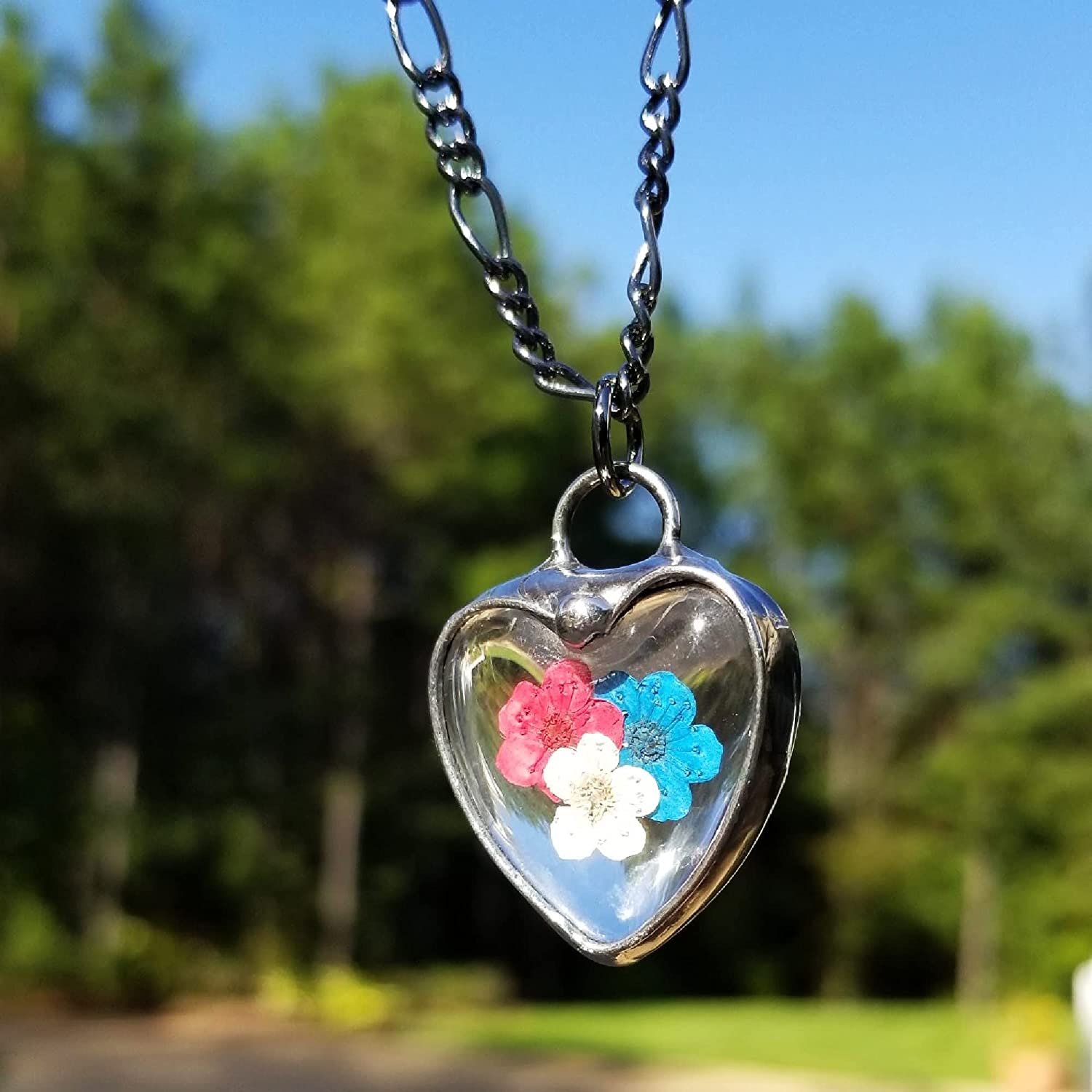 Handmade 4 Leaf Clover Heart Pendant | Bayou Glass Arts Shiny Silver Finish / 36 inch