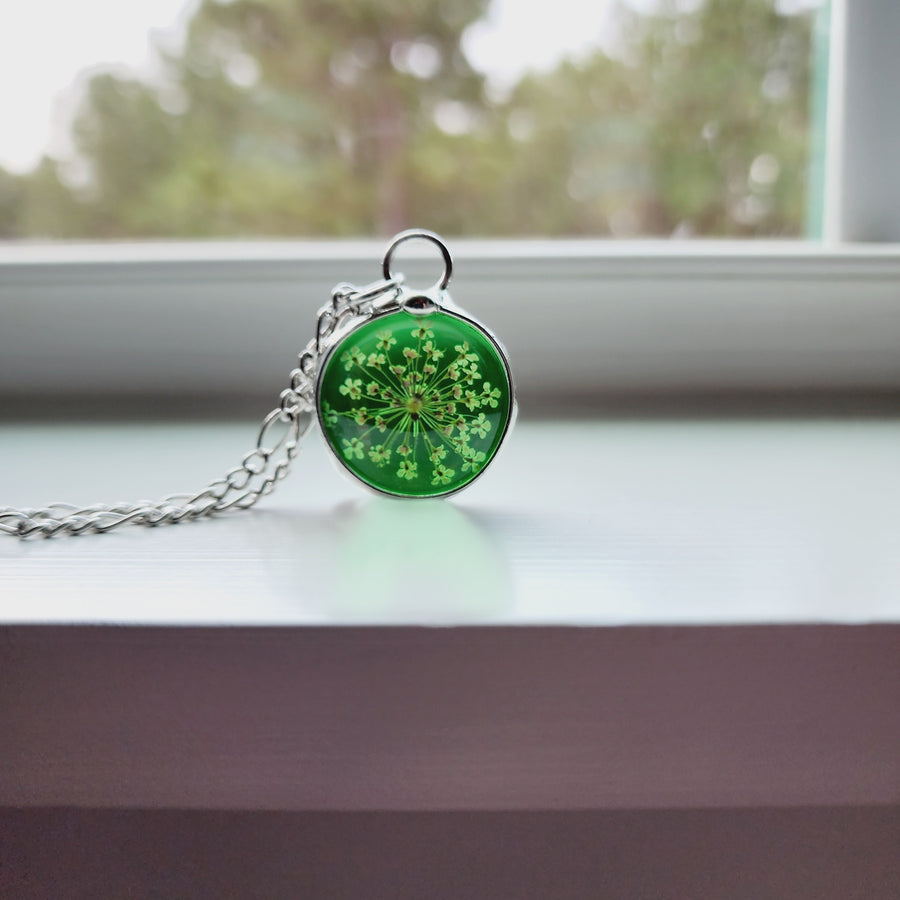 Green Stained Glass Necklace for Women, Queen Anne's Lace Pendant