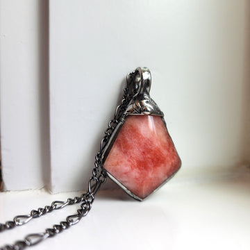Strawberries and Cream Agate Pendant Necklace