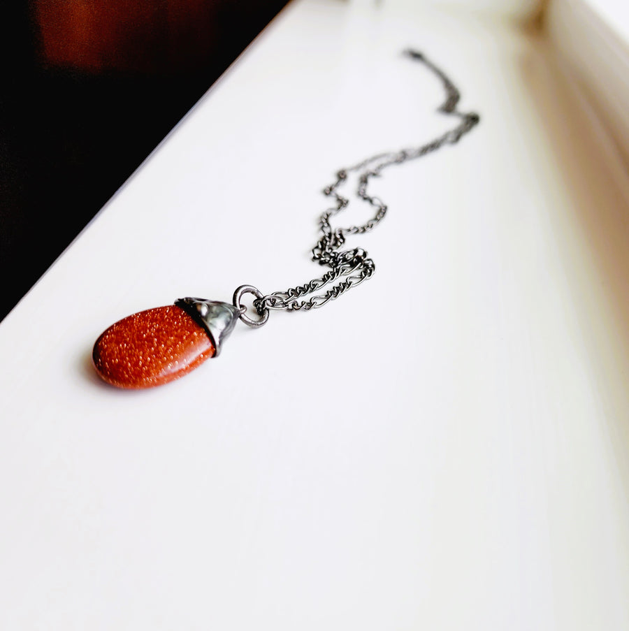 Sandstone Pear Pendant Necklace