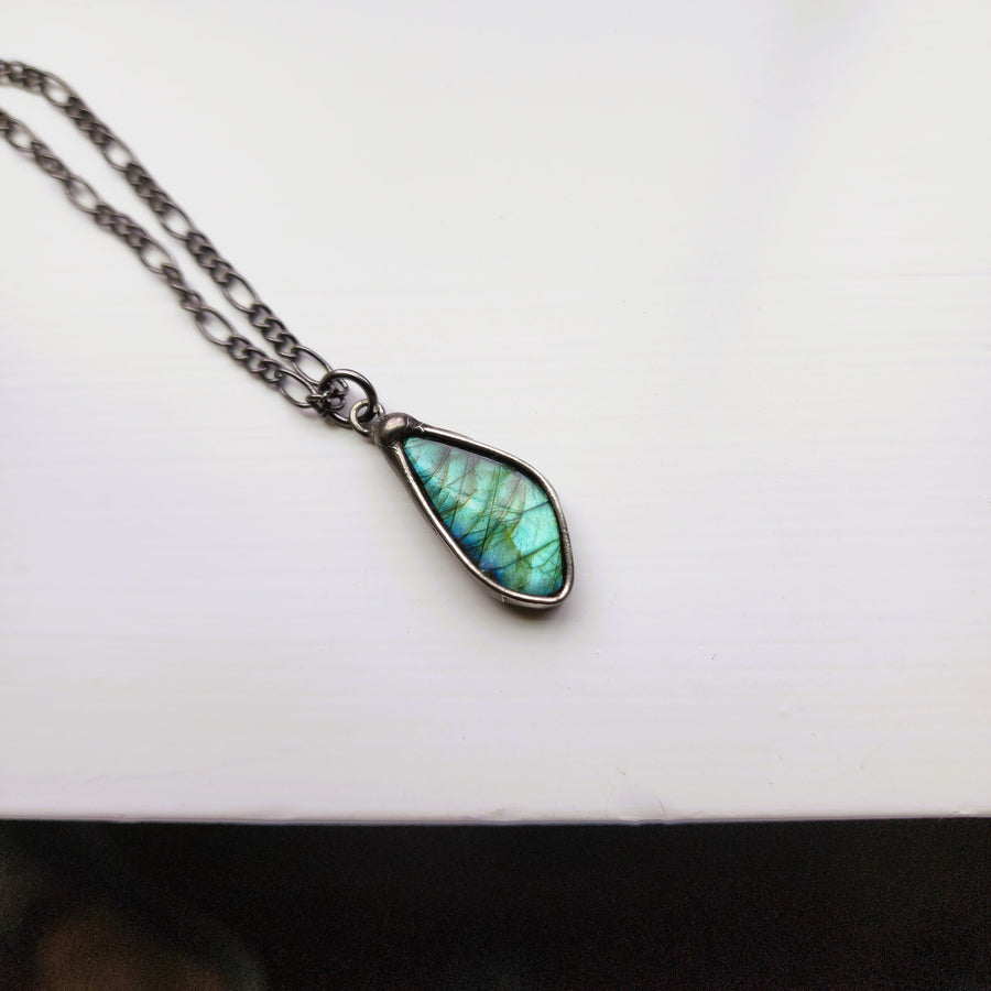 Small Labradorite Pendant Necklace