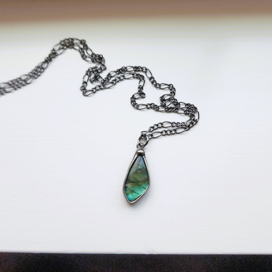 Small Labradorite Pendant Necklace