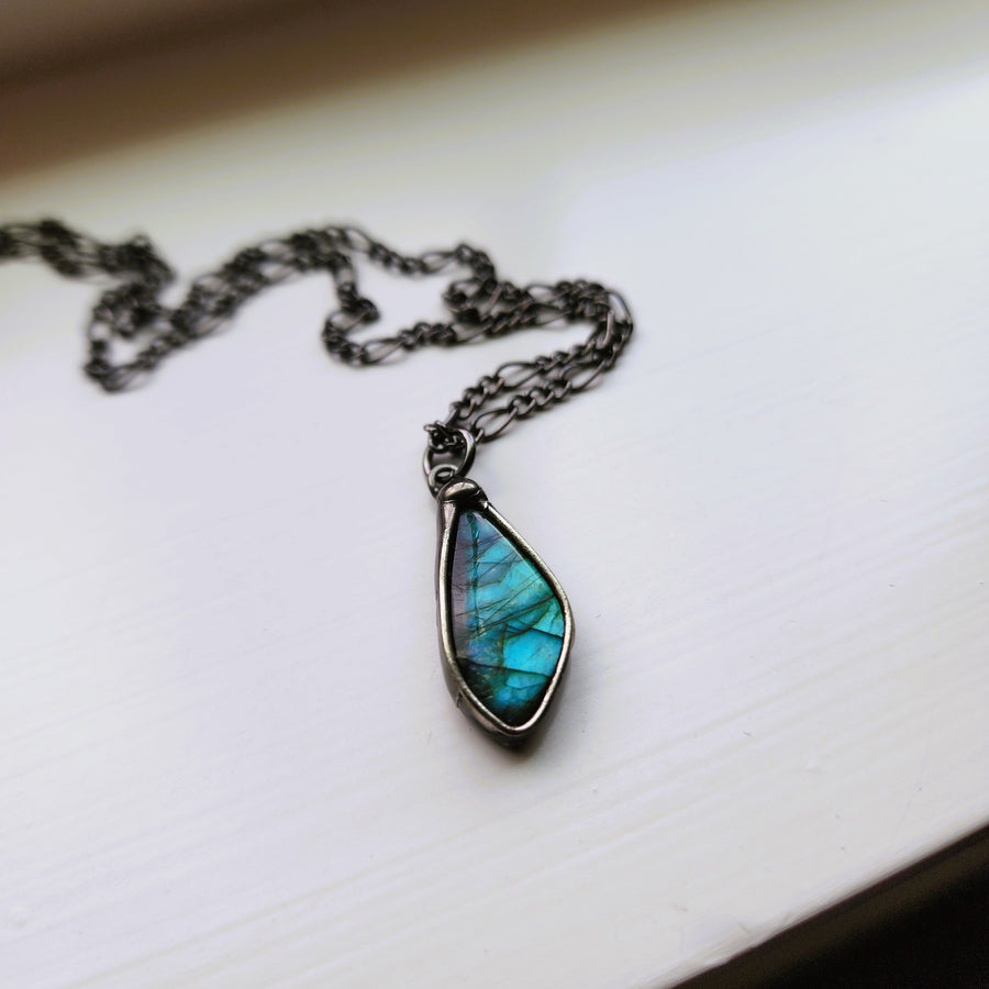 Small Labradorite Pendant Necklace