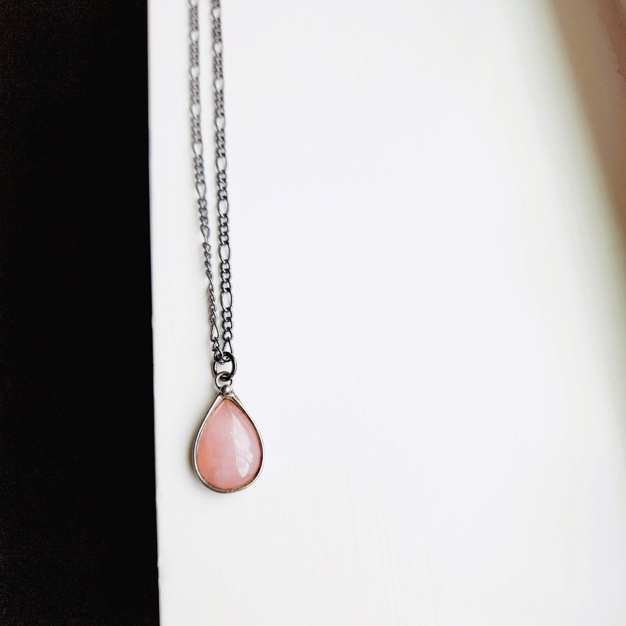 Small Rose Quartz Pendant Necklace