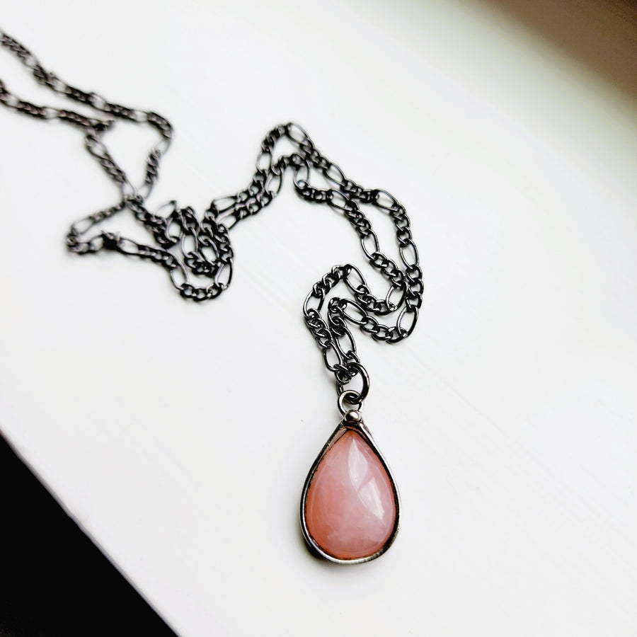 Small Rose Quartz Pendant Necklace