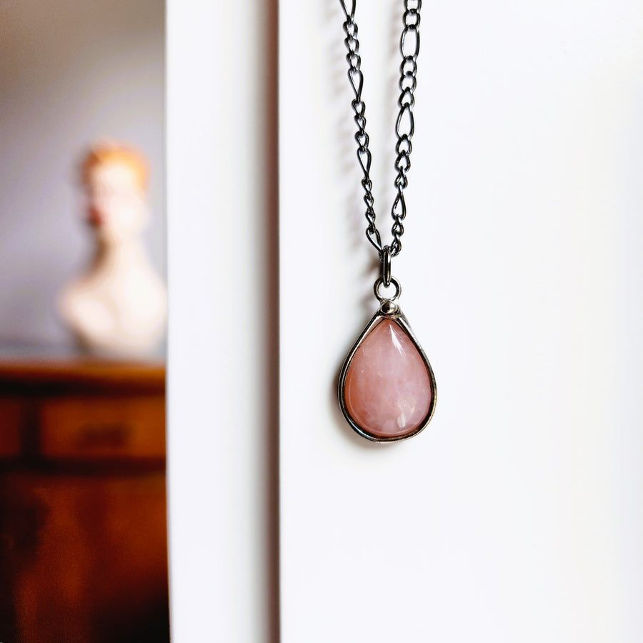 Small Rose Quartz Pendant Necklace