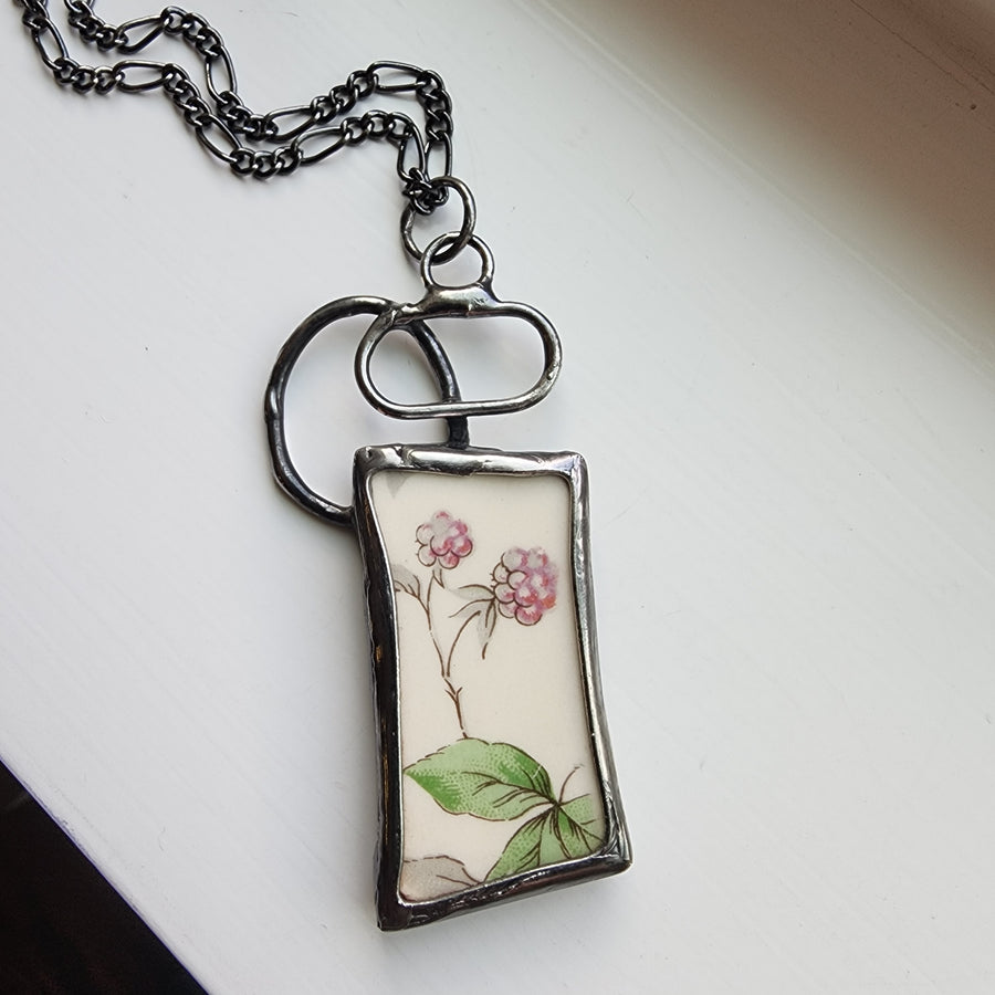 Modern Feel to Traditional Broken China Pendant Necklace