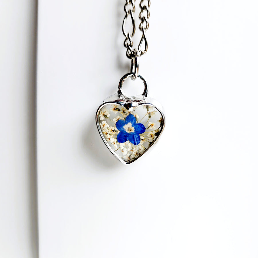 Pressed Flower Heart Necklace for Women, Queen Annes Lace and Forget Me Not