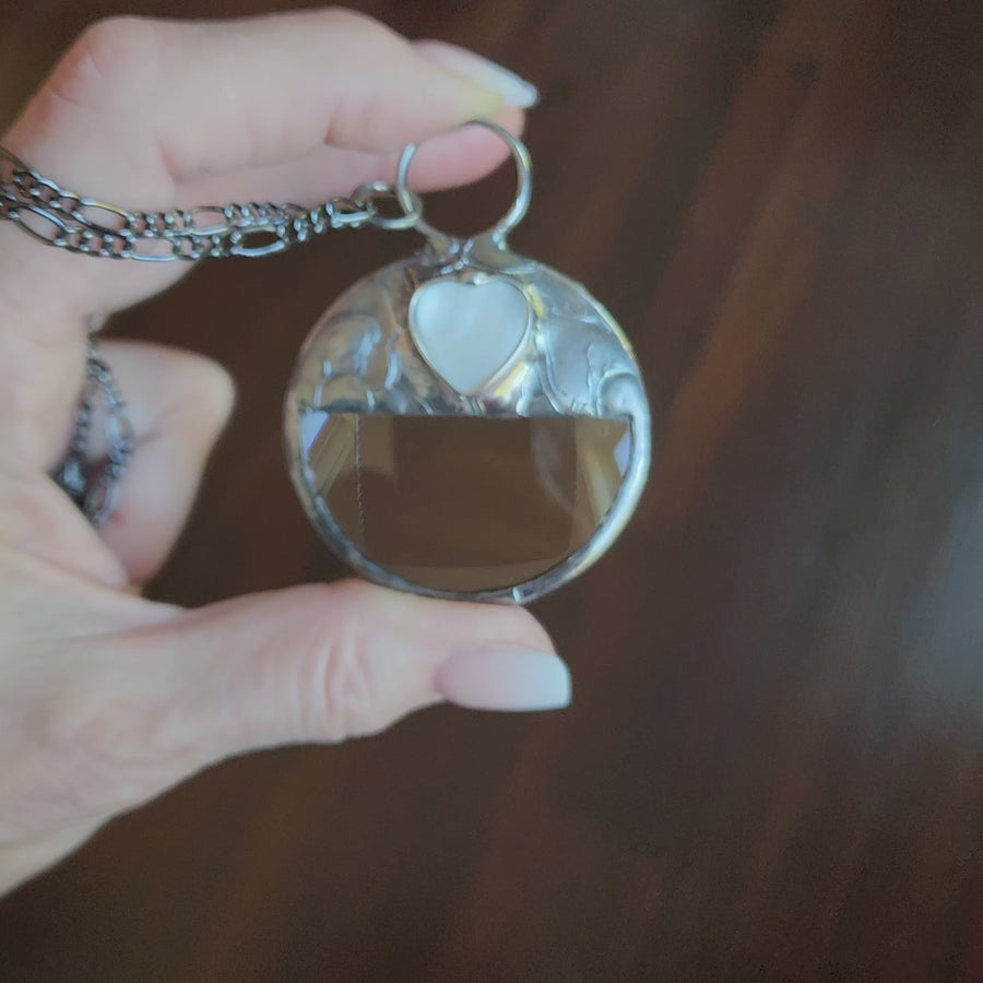 Mother of Pearl Magnifying Glass Pendant Necklace